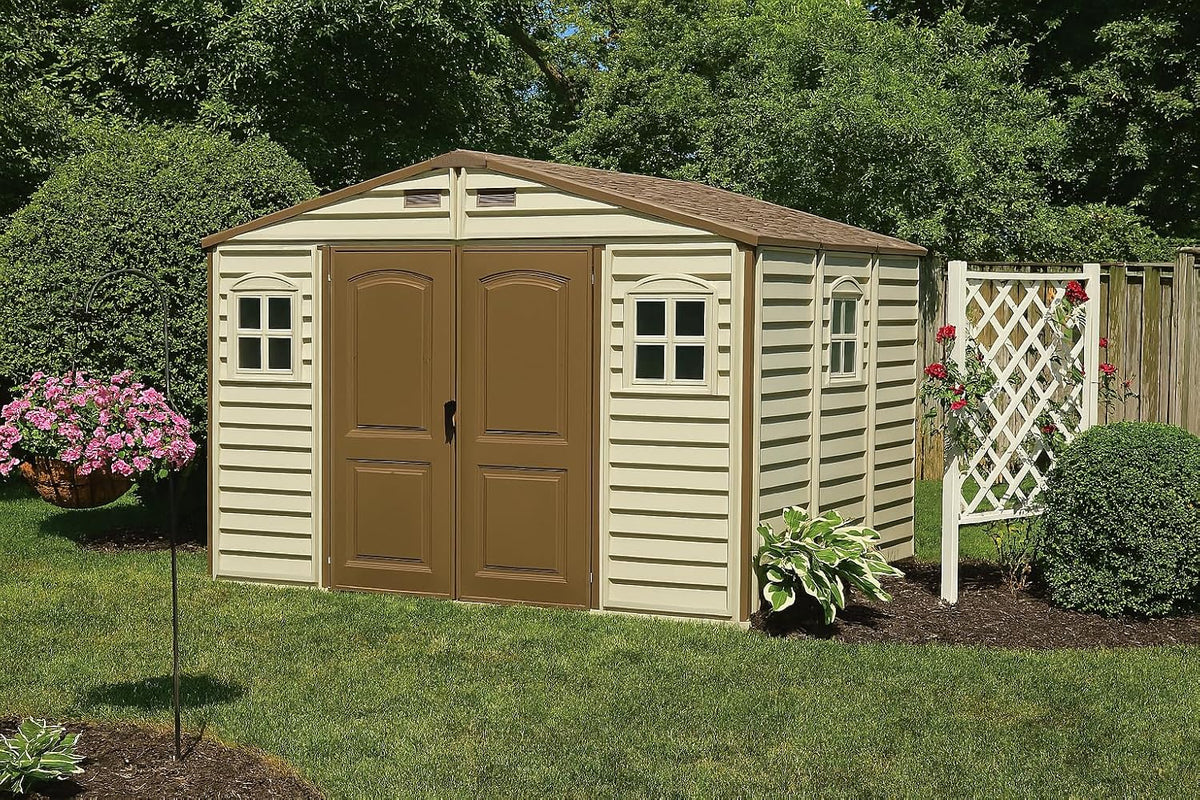 Duramax WoodSide 10 x 8 ft (8,02 m²) – plastikowy domek ogrodowy z 3 stałymi oknami i metalowym zestawem fundamentowym, mocna metalowa konstrukcja dachu, trudnopalny i łatwy w utrzymaniu – kość słoniowa/brązowy