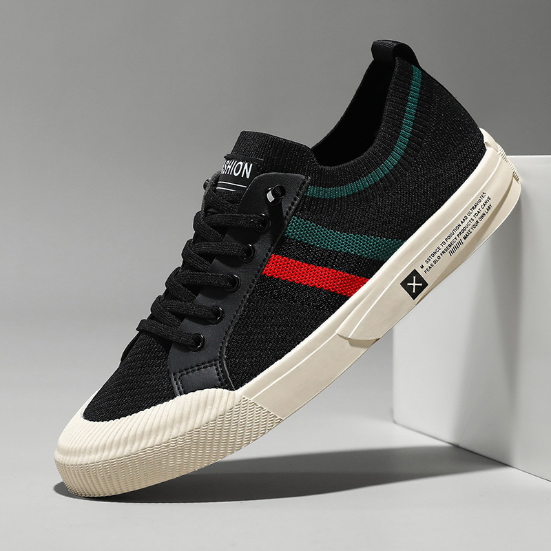 MĘSKIE SNEAKERSY Z SIATECZKI WIĄZANE NA SZNURÓWKI