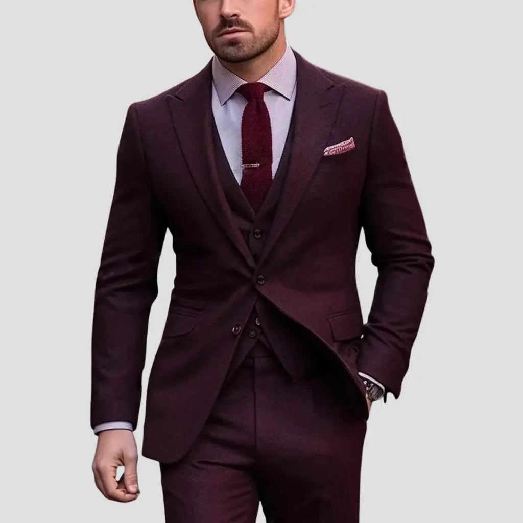 FORMALNY TRZYCZĘŚCIOWY GARNITUR MĘSKI