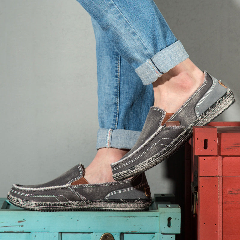 Wsuwane buty płócienne męskie