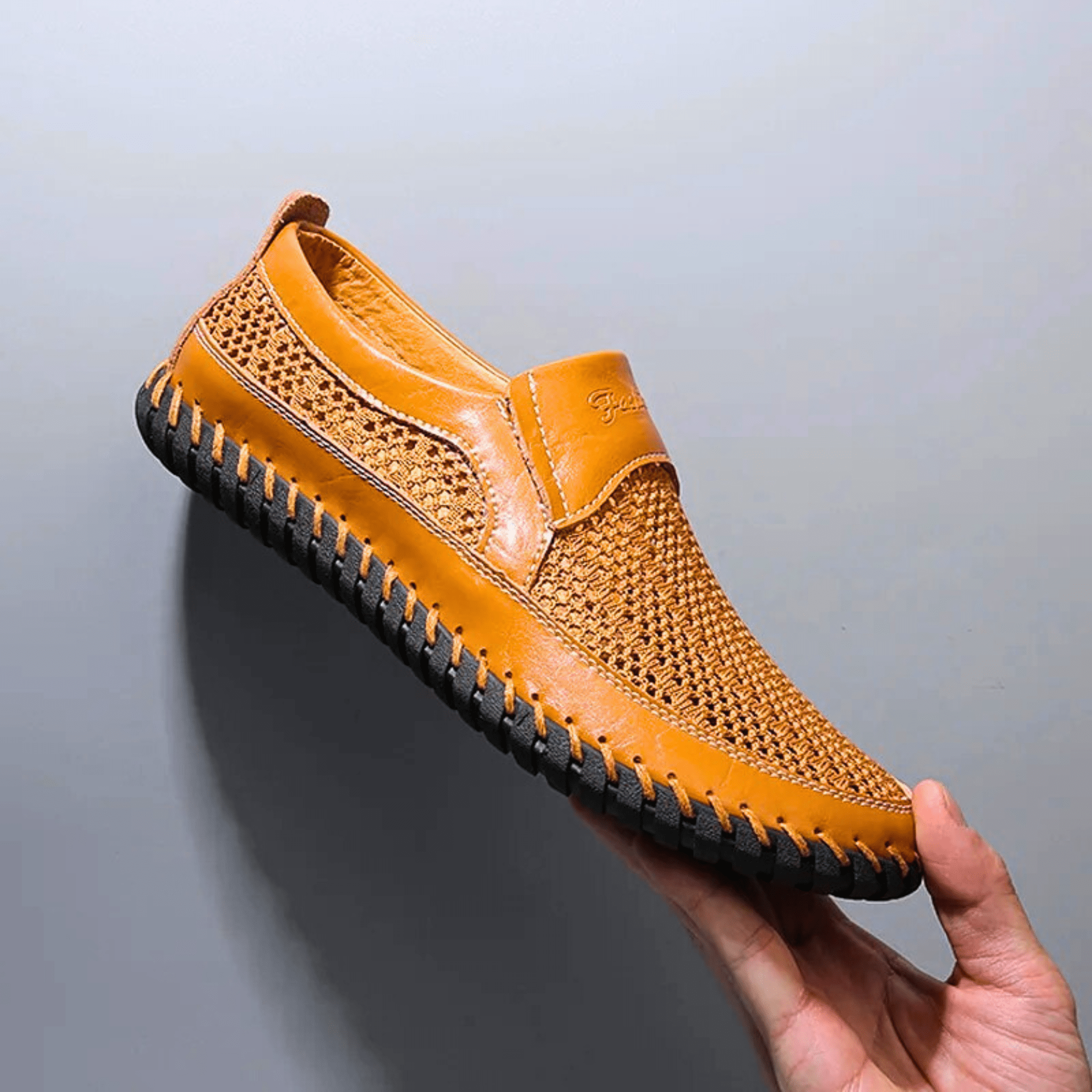 ODDYCHAJĄCE WSUWANE BUTY MĘSKIE