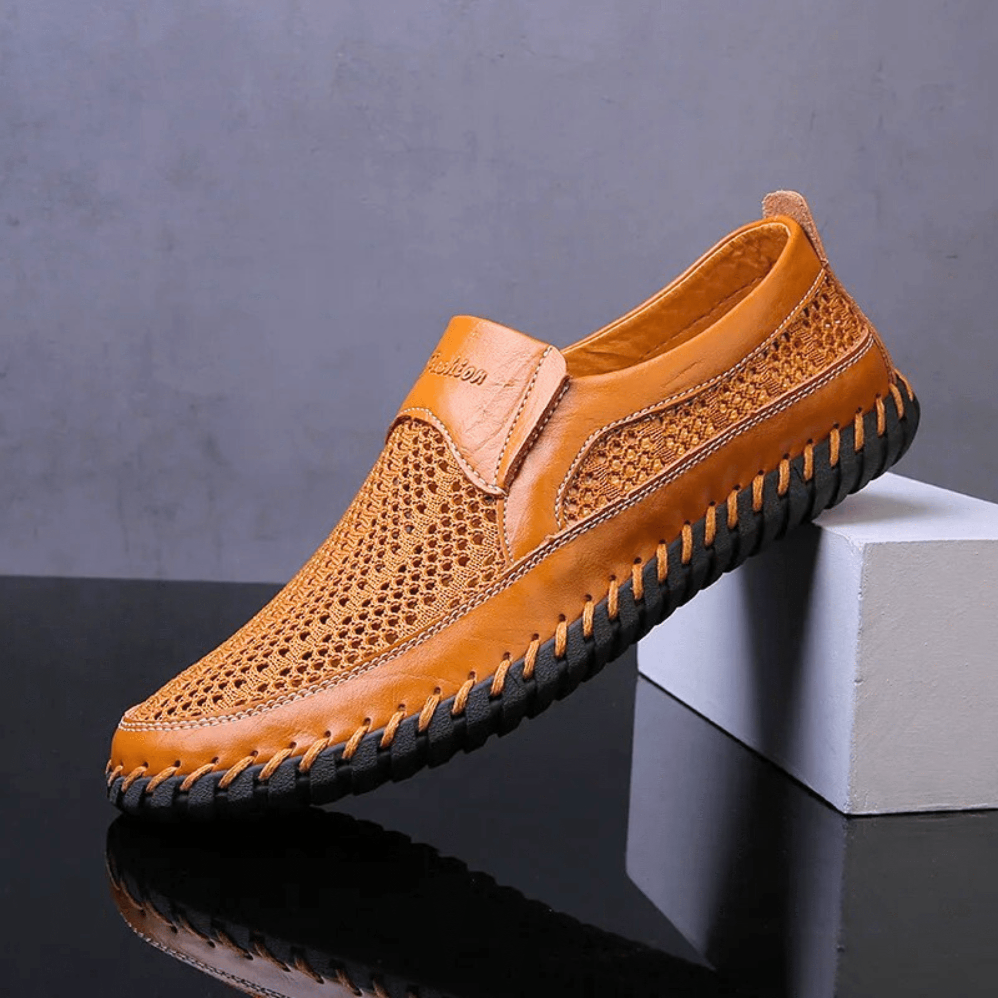 ODDYCHAJĄCE WSUWANE BUTY MĘSKIE